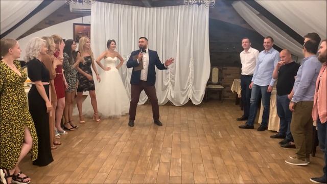 Танцевальный батл на свадьбе. Чикуля отожгла! Все в шоке.