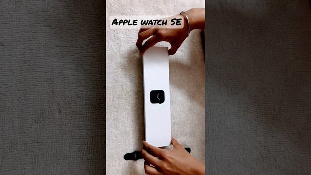 Apple watch SE 40mm #applewatch #applewatchse #WatchSE #40mm #SE #applewatchunboxing