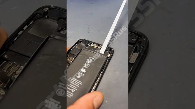 Лайфхак Как заменить батарею iPhone 7: Подробный разбор и инструкции | SmartMaster35rus