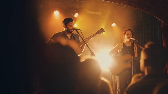 Michael & Michelle @ Omeara, London (06/06/22) смотреть онлайн