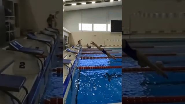 Young / Pro #swimming #плавание #спорт #traning #тренировка #pool #dolphins #бассейн