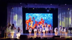 Новогодняя хореографическая постановка "Зима" (Потолок ледяной, дверь скрепучая...)