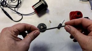 Сломалась керамическая ось импеллера на помпе, устраняем быстро неисправность