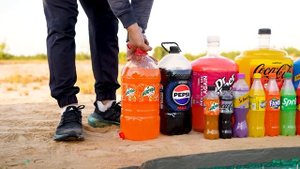 Как приготовить гигантскую рыбу-наполеон с Orbeez и гигантской Coca Cola, Schweppes, Pepsi, Fanta пр