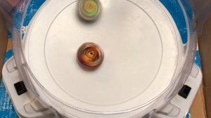 Regalia Genesis vs Cho-Z Achilles | Beyblade Burst Gachi