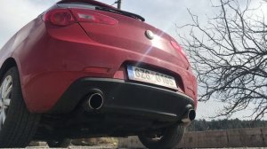 Alfa Romeo Giulietta 1.4 MultiAir Ulter Sport Exhaust sound