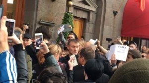 Ричард Круспе (rammstein) у Астории перед поездкой в Эрмитаж 01.08.2019 в Спб