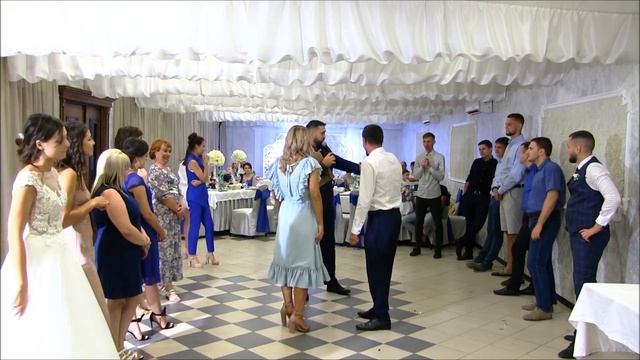 Дружка убила танцпол на свадьбе! У ВСЕХ ГЛАЗА ПО 5 КОПЕЕК!