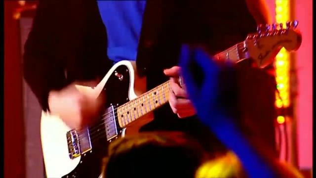 Maroon 5 "This Love" LIVE Performance - MicDrop смотреть онлайн