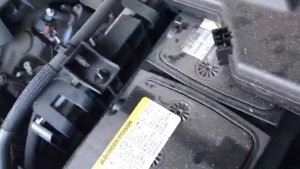 2017 Cadillac xt5 battery replacement