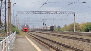 ЭП2К-??? с поездом №203Н Томск-Анапа и прибытие электропоезда ЭД4М-0220 с пригородным поездом №6016