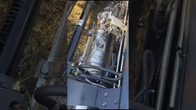 Подключенная система АД БЛЮ - мочевина на глушителе ИСУЗУ WhatsApp Video 2024-10-16 at 16.42.11