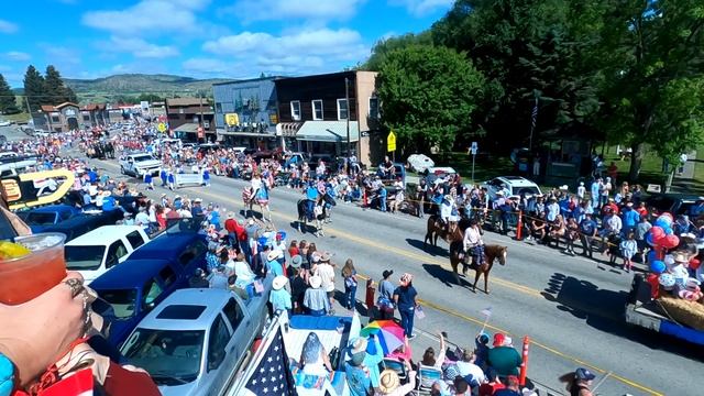2022 July 4th Parade in Ennis Montana смотреть онлайн