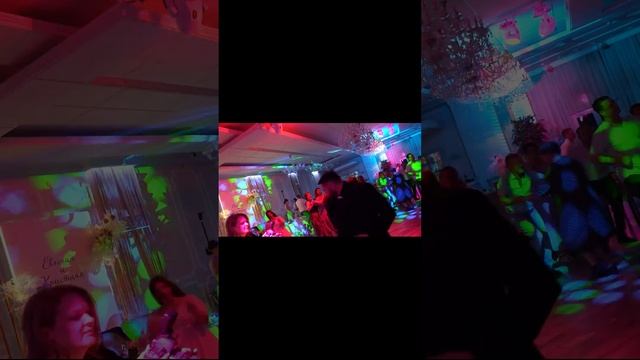 Ведущий зажигает на свадьбе   #ведущийкраснодар #ведущиймосква #ведущийнасвадьбу #ведущийнаюбилей