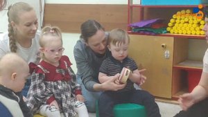 Музыкальная игра для малышей  Бубен