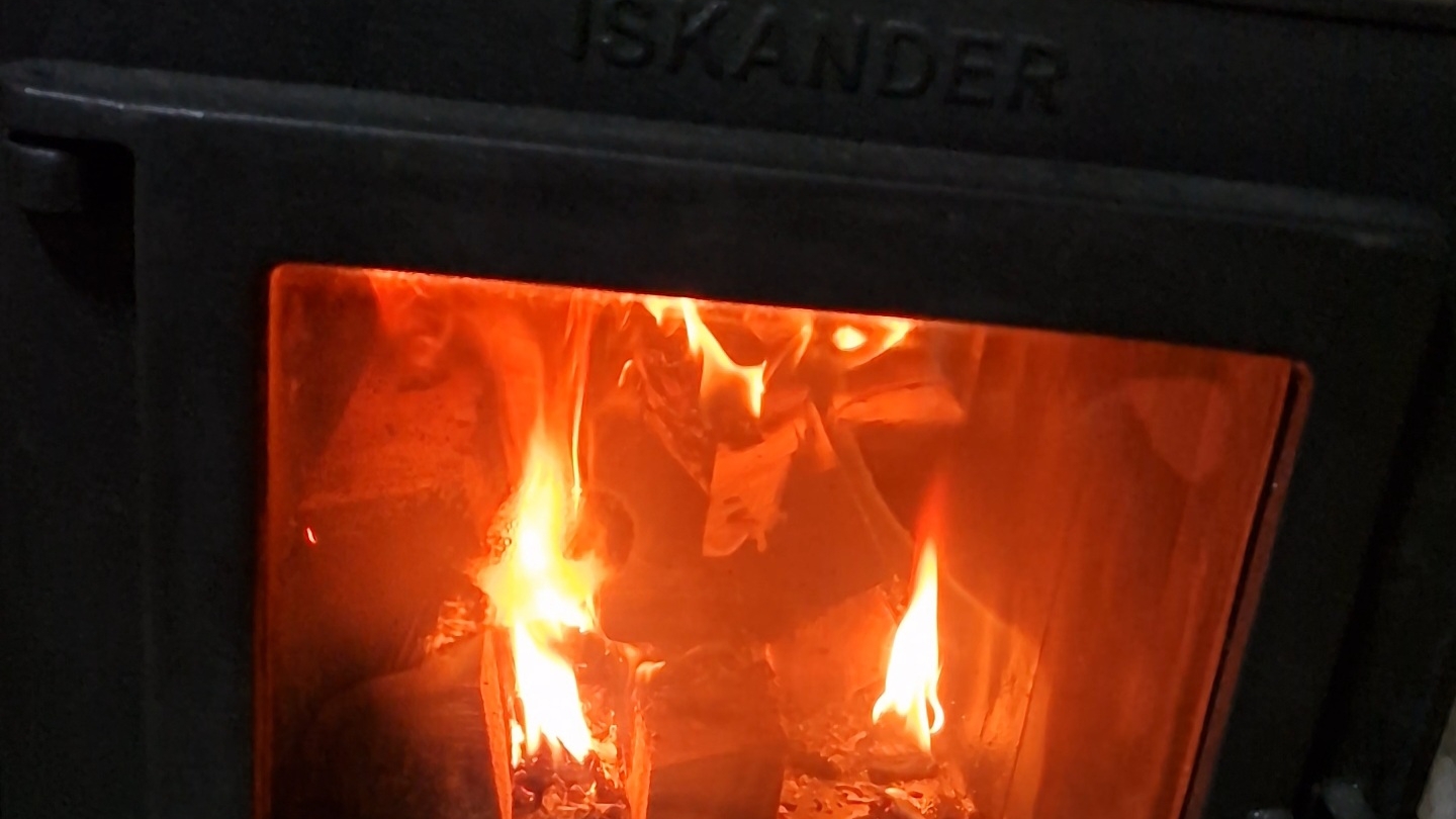 Парился в баньке. Печь Искандер 25ЗК. Чудо, а не печь.