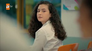 Asiye ve Doruk yıl sonu eğlencesi için kolları sıvadı 👊 - Kardeşlerim 55. Bölüm