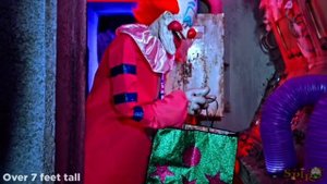 Spirit Halloween 2023 animatronic slim from killer Klowns from Outer space￼