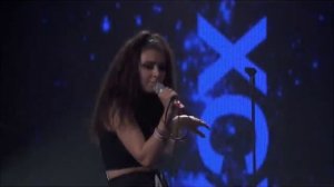 Charli XCX - GRINS (Live iTunes Festival 2012)