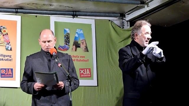 Berthold Frieß (BUND) Moderation /3 - 99. Montagsdemo gegen Stuttgart 21 - 14.11.2011