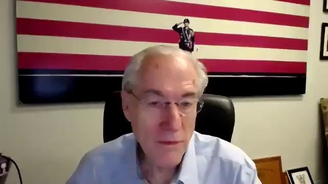 Lauren Miller Rogen chats with George Vradenburg, Chariman & Co-Founder of UsAgainstAlzheimer's смотреть онлайн