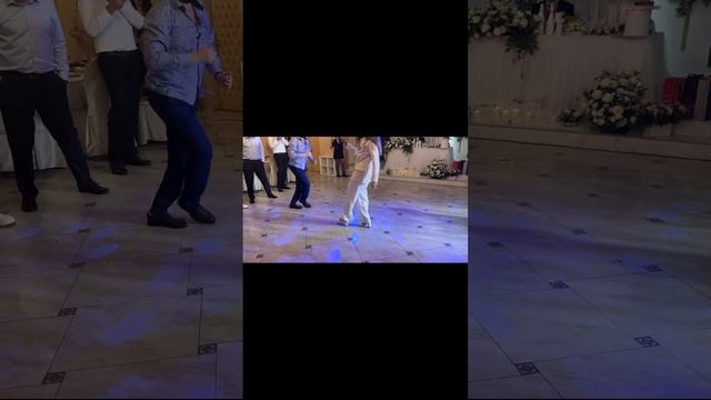 Танцевальный батл на свадьбе #ведущийкраснодар #ведущиймосква #ведущийнасвадьбу