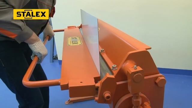 Видео работы Ручной листогиб STALEX 10601.2 мм смотреть онлайн