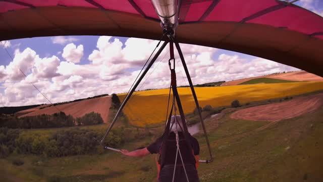 Полёт на дельтаплане со склона. Спорт 20М . Воронеж. Оськино. 1 августа 2020 смотреть онлайн
