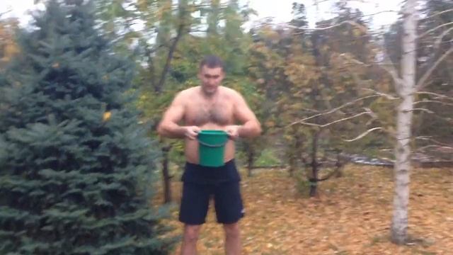 айс бакет чалендж - Дмитрий Секора смотреть онлайн