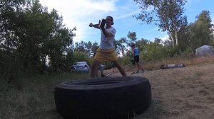 Тренировка с кроссфит кувалдой