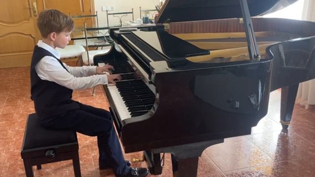 Igor Tolmachev смотреть онлайн