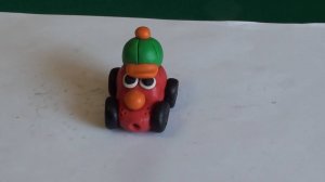 Смешная машинка из пластилина