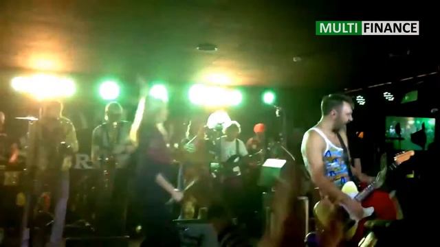 ЛЕНИНГРАД - НА ЛАБУТЕНАХ ПОЮТ В ЖИВУЮ смотреть онлайн