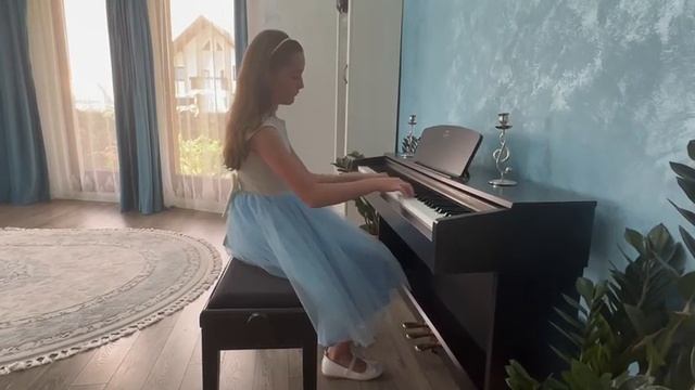 Orzan Priscilla, Sonata 16 in C major (Sonata facile) de W. A. Mozart, K 545 смотреть онлайн