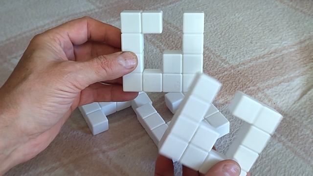 068. Головоломка "Четыре Х"