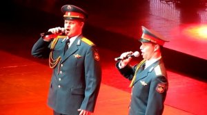 Юрий Онуфриенко , Олег Митраков "Песня о тревожной молодости"