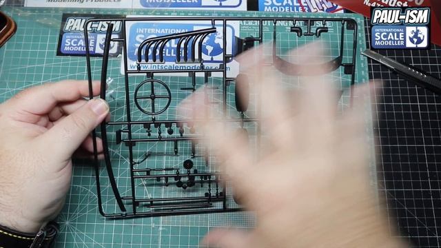 Italeri 1/12 Alfa Romeo 8C 2300 Roadster In Box Review 4708 смотреть онлайн