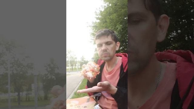ДЕГУСТИРУЮ БУРГЕР ПИЦЦА ИЗ ДОДО ПИЦЦА ЗА 959 РУБЛЕЙ #shorts