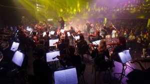 Disco Hits with Symphony Orchestra / Bee Gees / Shake your  boogie / Хиты с симфоническим оркестром