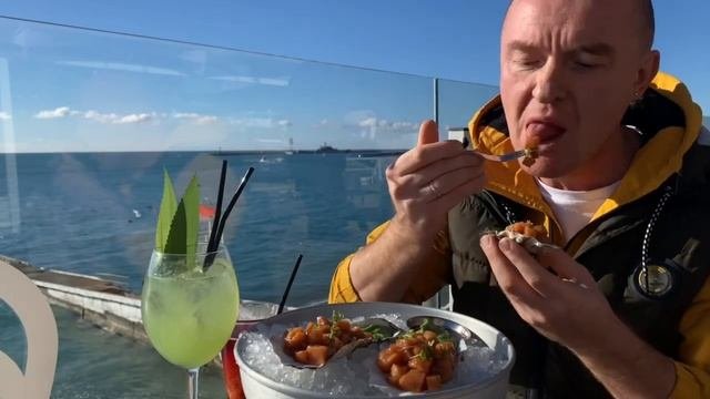 Тар-тар из кижуча с мусом из авакадо. #тартар #деликатесы #фудблогер #фудблог #еданедома