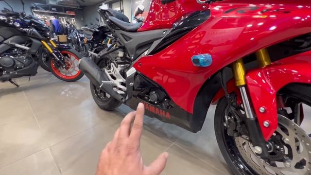 2024 Yamaha r15 v4 VS 2023 Yamaha r15 v4 Comparison Video With All Changes | It’s Red vs Red