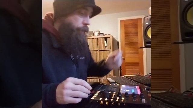 Free Version Serato Studio Stems with MPC One #seratostudio #mpcone