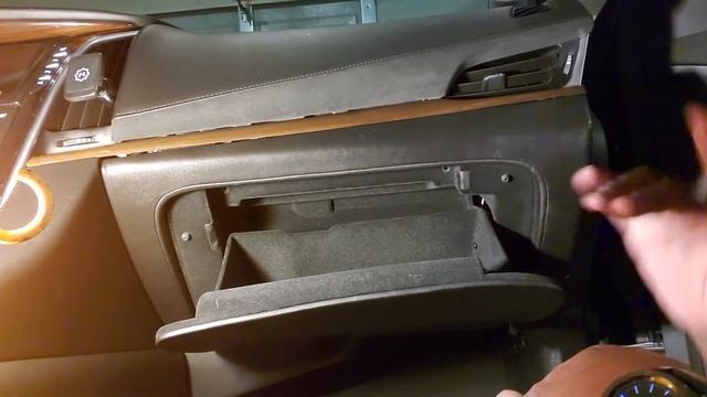 "Guide to Cabin Air Filter Replacement смотреть онлайн