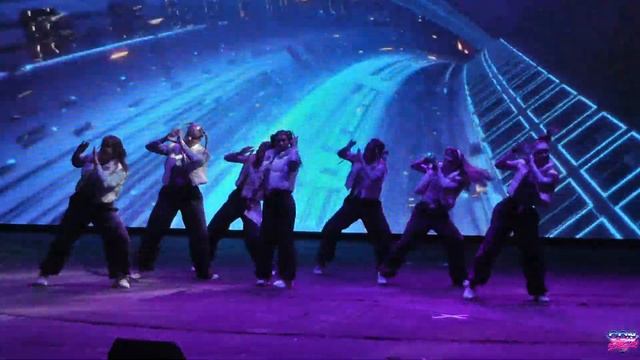 CON.Версия 2024 FAM - LEFT RIGHT (XG) смотреть онлайн