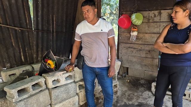 Titi llorando llega donde Canche/ a decirle qué Aracely/ le dio tr3.menda/ caché.tada смотреть онлайн