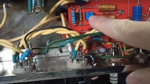 Усилитель очень похожий на Fender Bassman. (небольшой обзор)