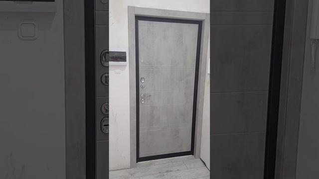 Входная дверь Аргус 3К Марвин черный муар, внутри бетон светлый смотреть онлайн