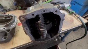 Как заменить сальник хвостовика у официального дилера БМВ за 15к руб. и попасть на замену редуктора