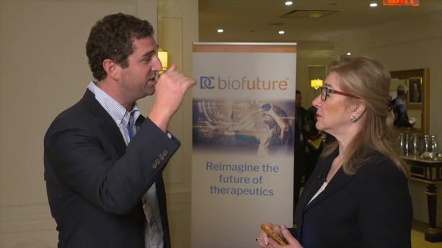 Sara Jane Demy Interviews Daniel Oliver at BioFuture 2022 смотреть онлайн