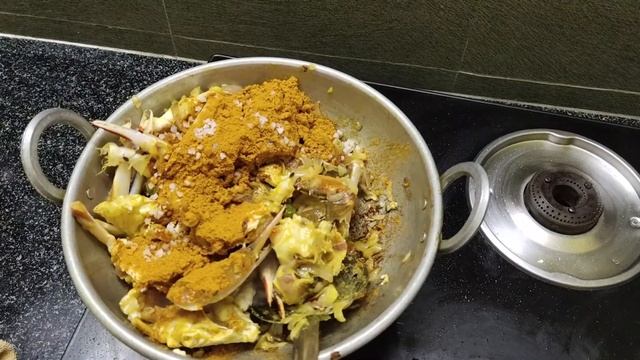 crab fry is an easy method and delicious food to taste . смотреть онлайн